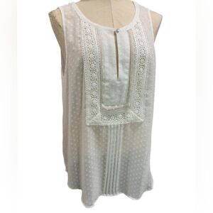 Daniel Rainn White Sleeveless Lace Blouse